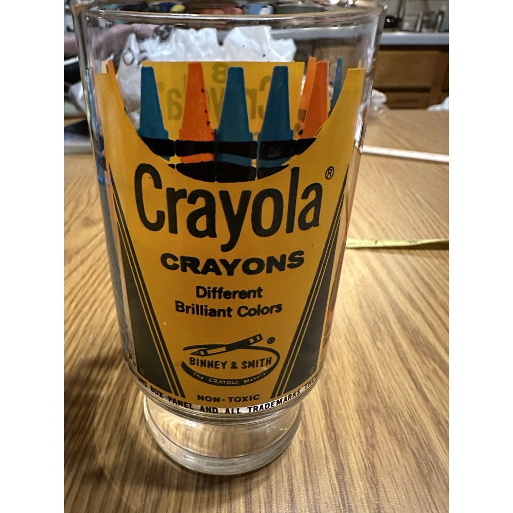 Vintage CRAYOLA Crayons drinking glass 12 OZ